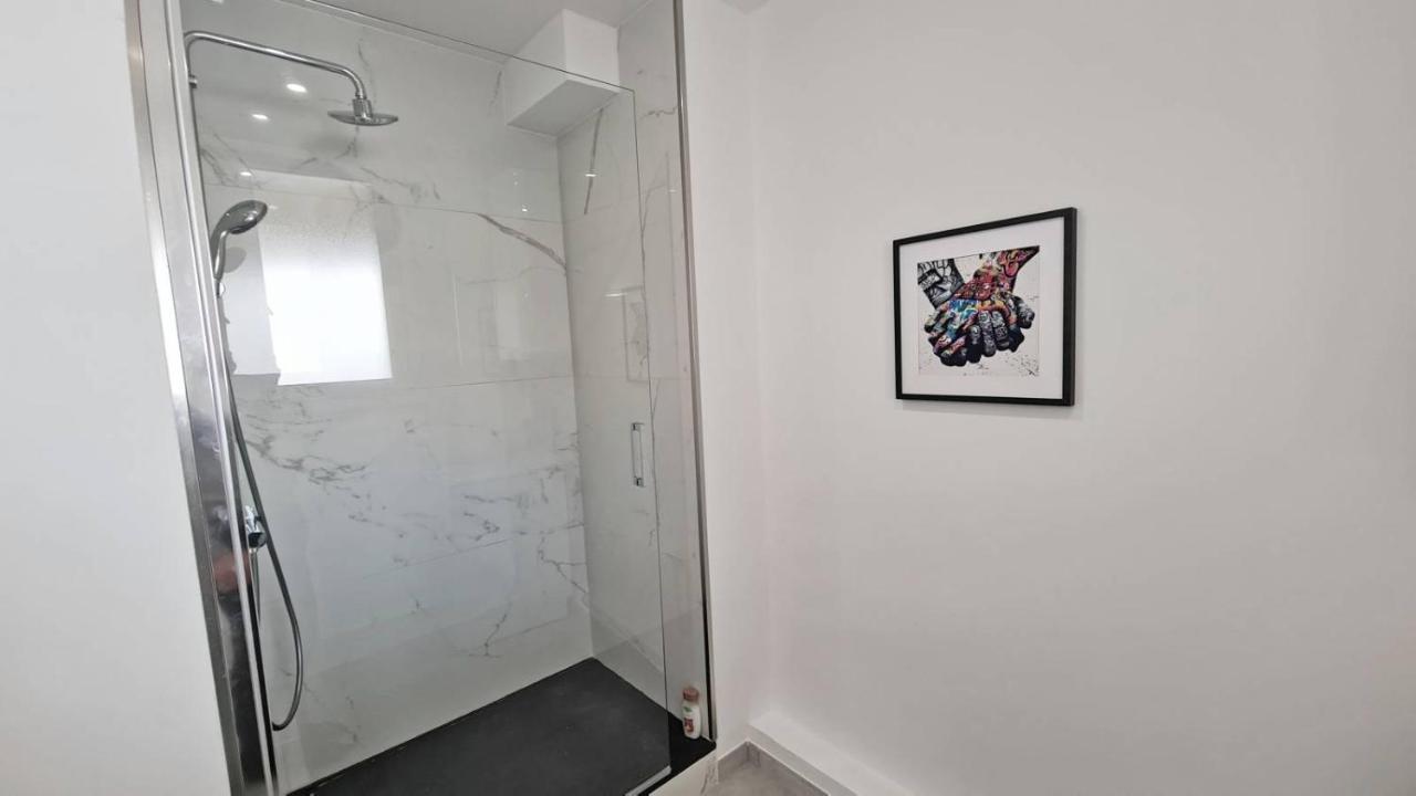 Maxbnb - T2 Balcon 50M2 - Climatise - Ouest - Toulon Exterior foto